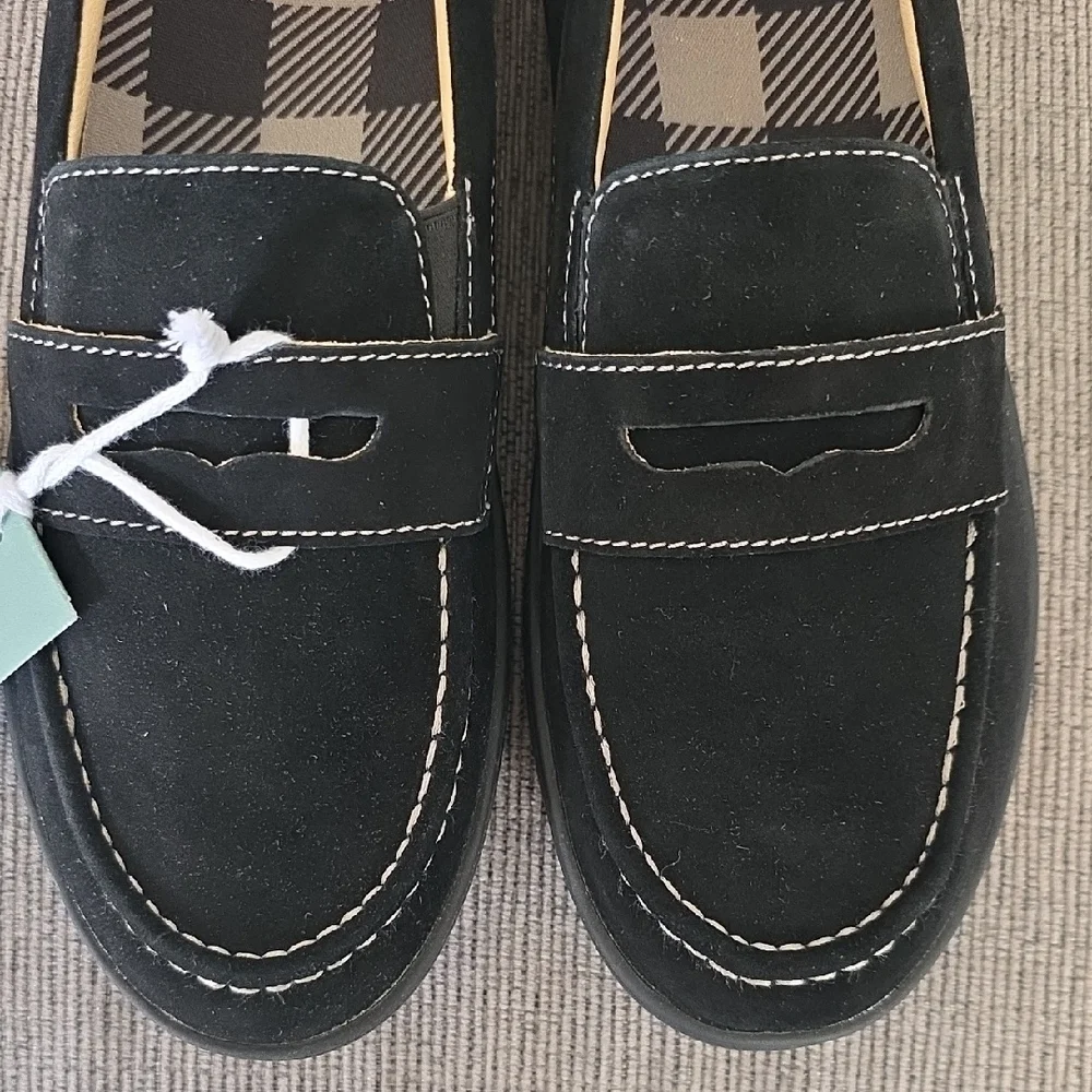 Womens Black Penny Loafers By Waco Shoe Co, Size 8.5, New In Box‎